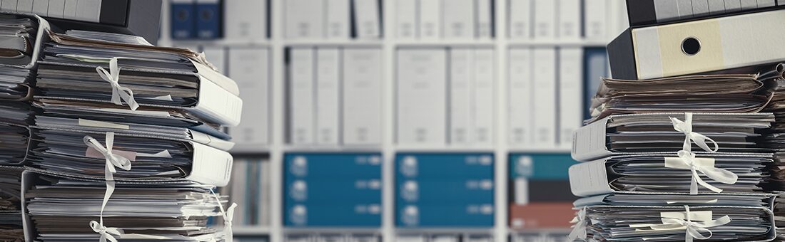 様々な資料を保管をしている写真